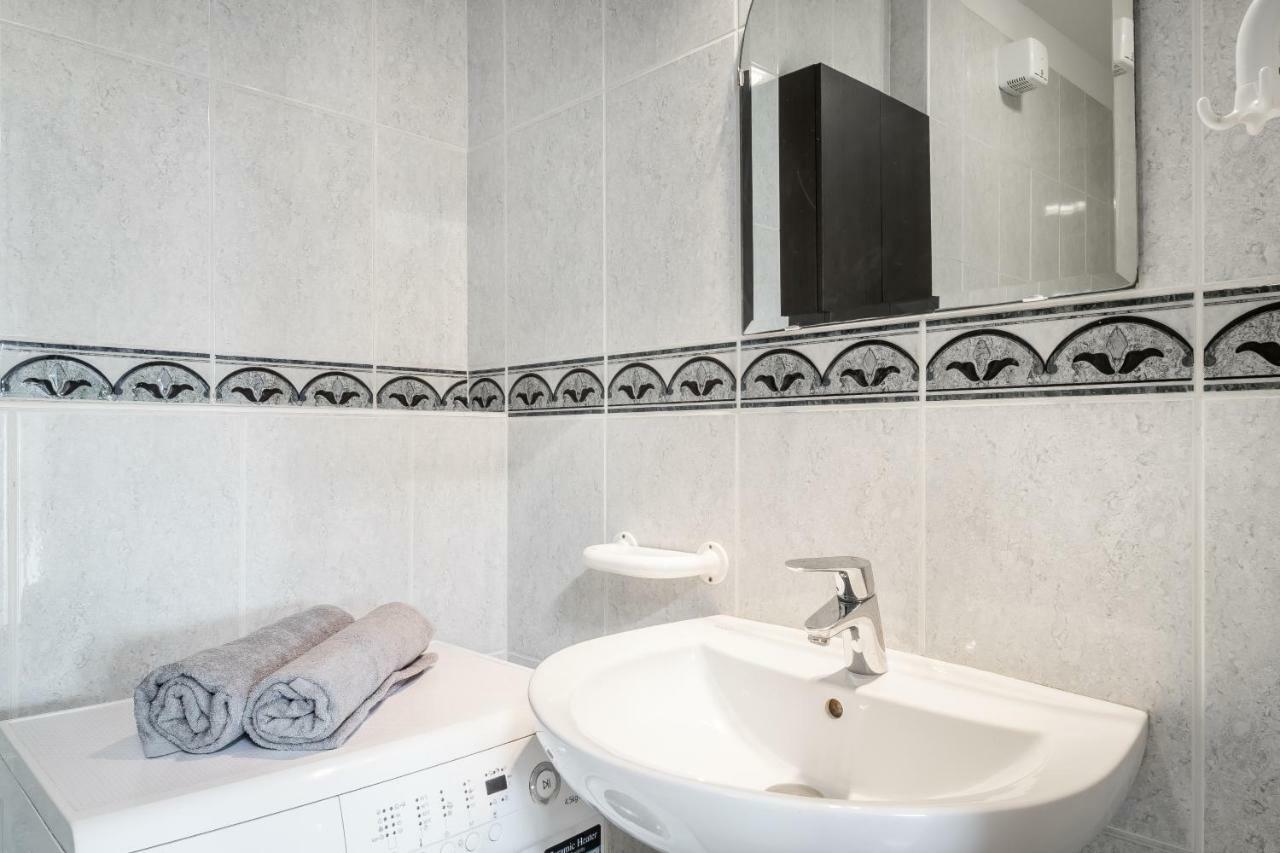 Bpr Soho Boutique Home With Ac Budapest Luaran gambar
